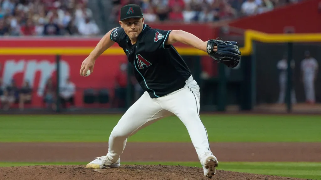 blue jays claim former diamondbacks 6.23 era reliever to aid bulllpen