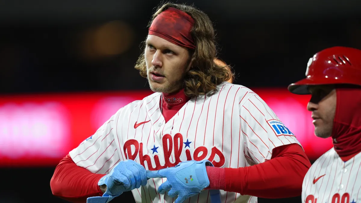 phillies addition of luis arraez could lead to bold alec bohm roster move