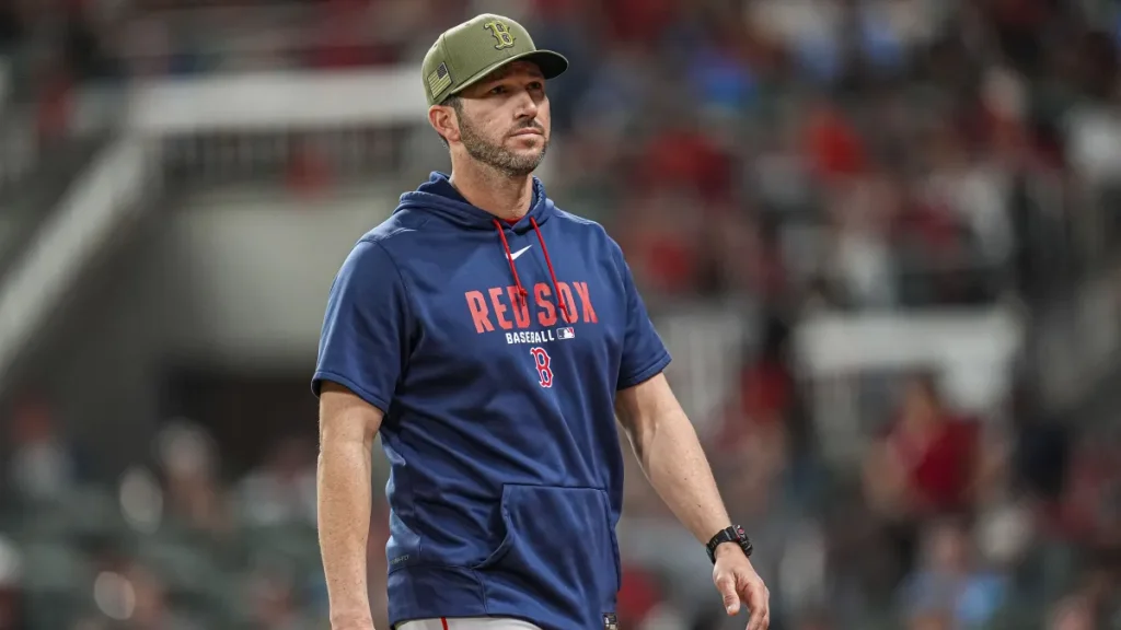 red sox' remarkable 31 5 stretch should end chad tracy's interim manager status