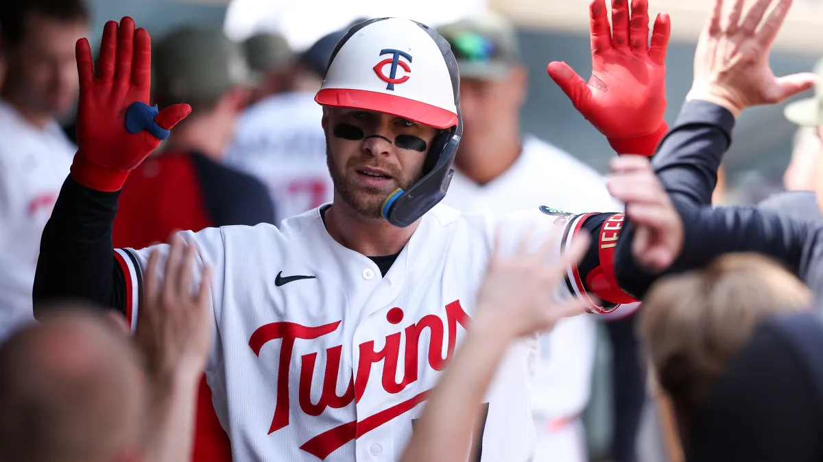 yankees' top catcher trade target given 50 50 chance of being dealt by espn