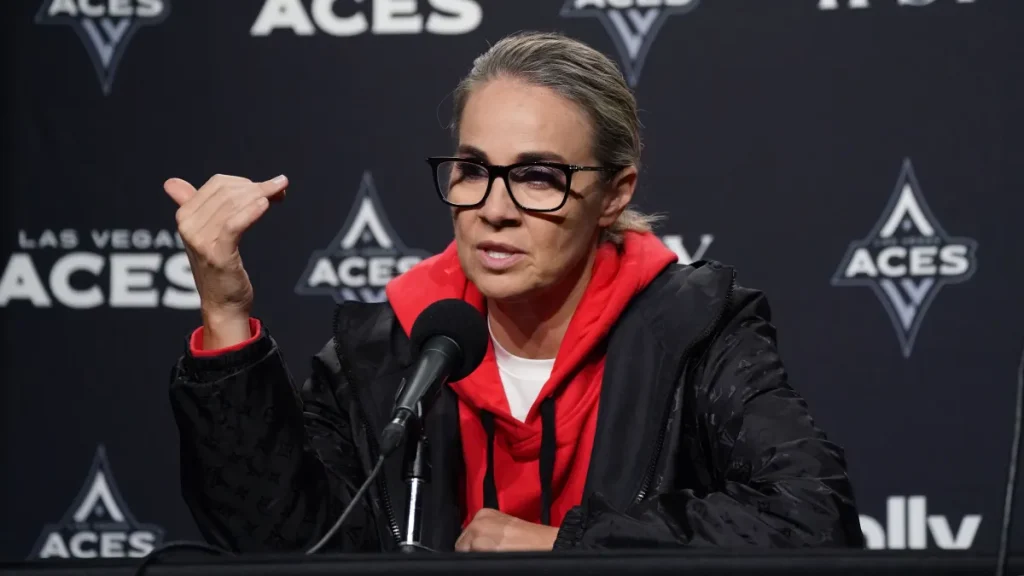 becky hammon faces wnba fine after fiery aces ejection