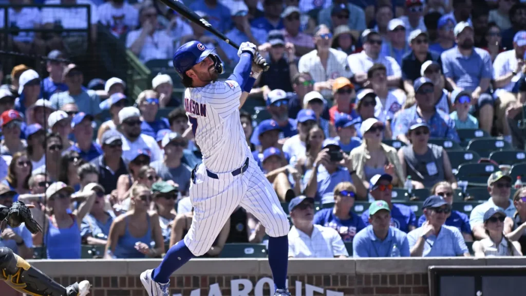 cubs get unfortunate 4 6 week injury update on dansby swanson