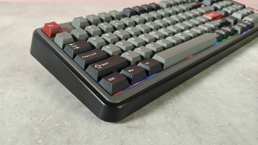 mechlands vibe99 review: a budget keyboard with premium performance