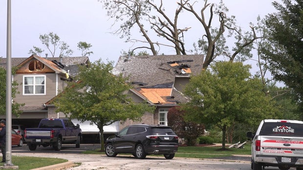 Powerful storms and suspected tornadoes slam Midwest, leaving nearly 1 million without power powerful storms and suspected tornadoes slam midwest, leaving nearly 1 million without power