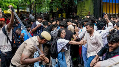 why cops wore civil clothes during jantar mantar protest? delhi police explains in sc | india news