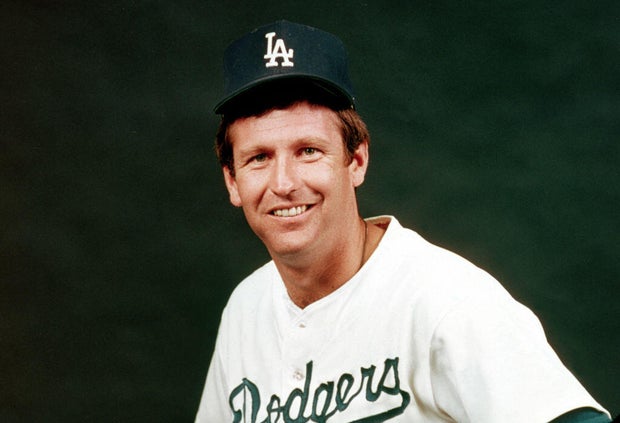 tommy john, mlb all star pitcher who had a surgery named after him, dies at 83