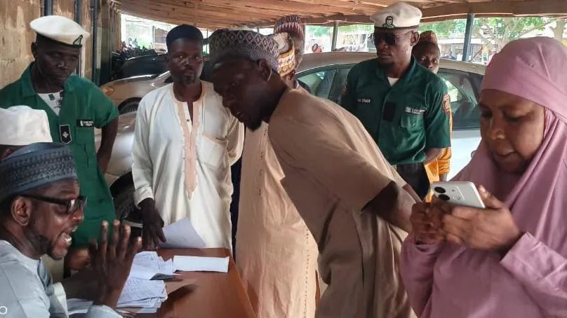 nigeria’s mass wedding – and how telling lovers from fraudsters is proving tricky