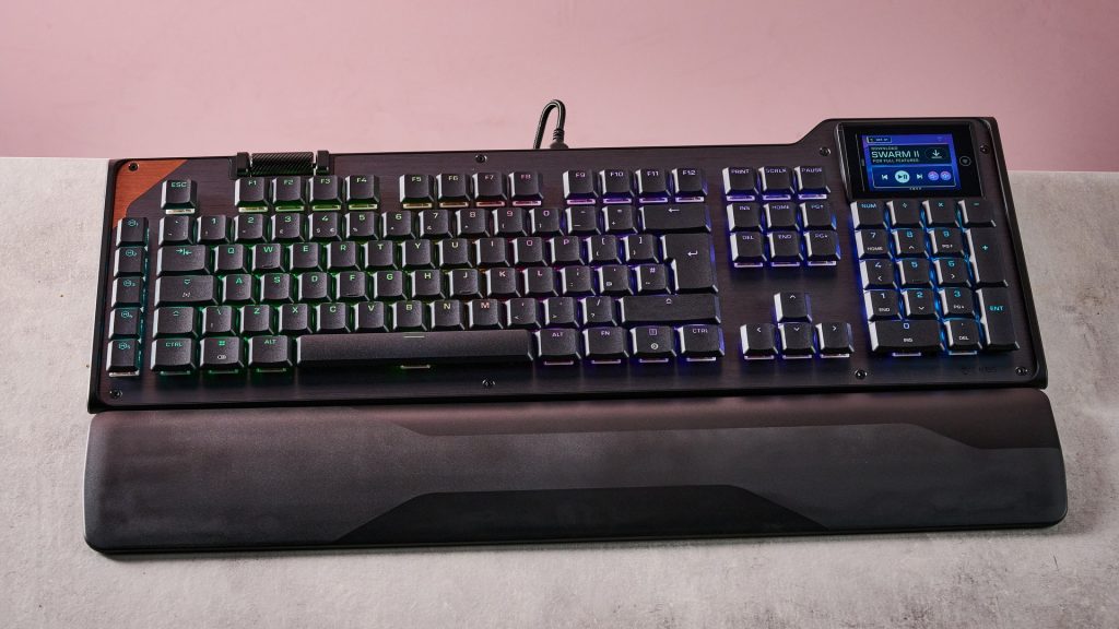 turtle beach command series kb5 review: a large gaming keyboard that needs a heavy touch