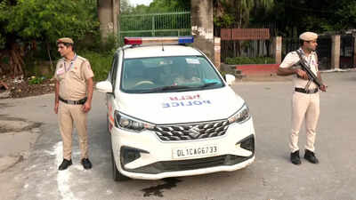 delhi police bust pakistan backed espionage network, couple arrested on spying charges | india news