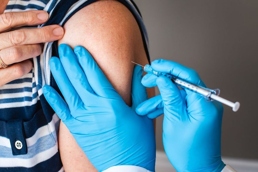 shingles vaccine linked to 24% lower dementia risk in major us study