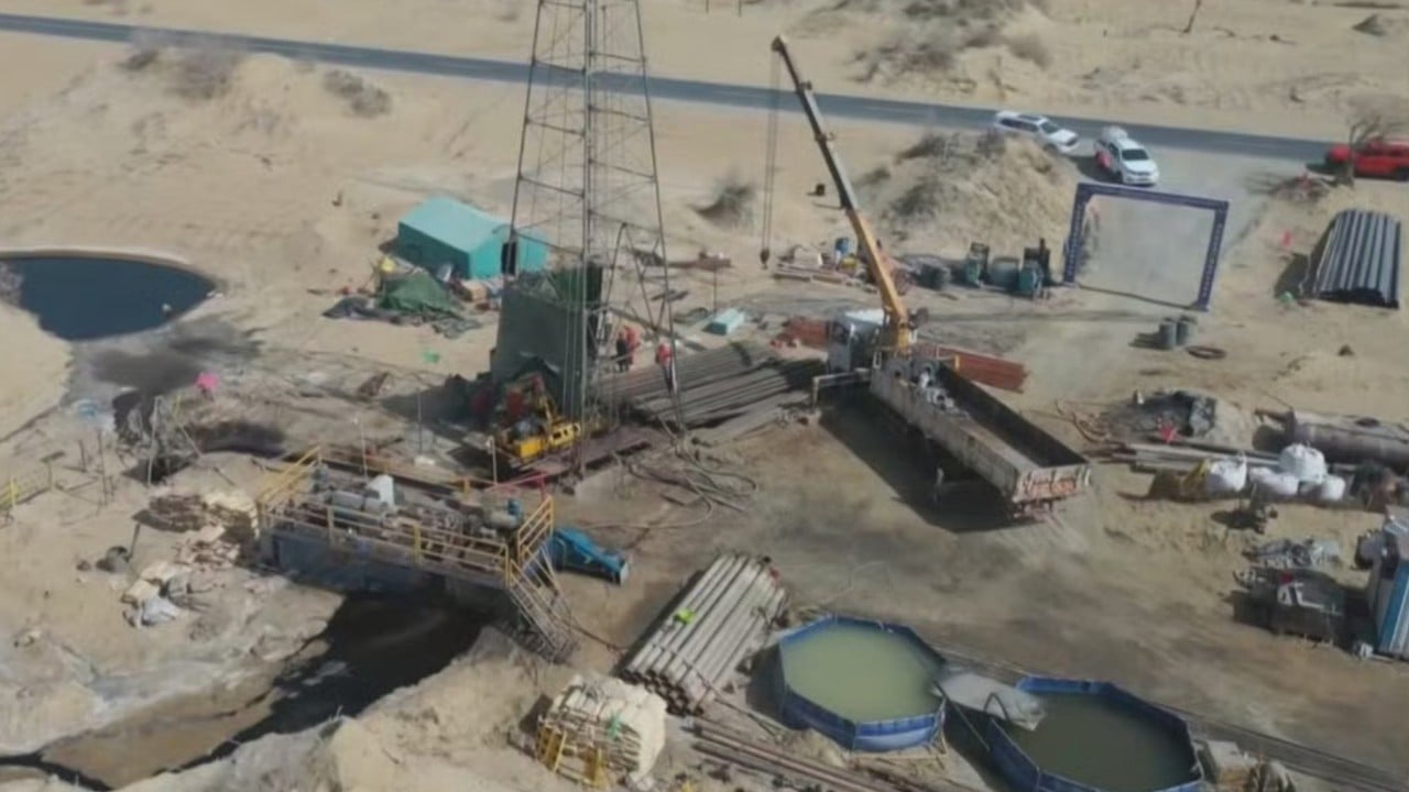 geologists find unexpectedly large water sources in xinjiang beneath china’s largest desert