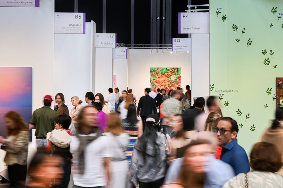 art fairs are built for a market that no longer exists