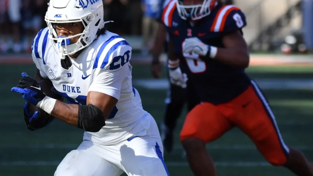 duke rallies past illinois for impressive road win behind nate sheppard, walker eget