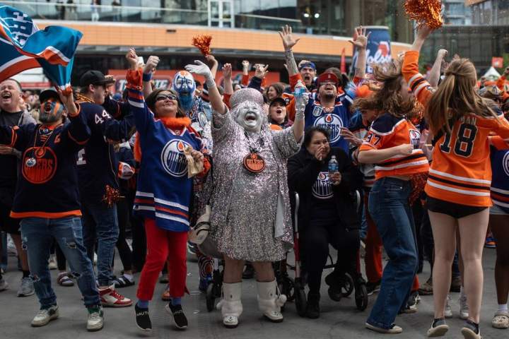 oilers lose superfan after formenton signing