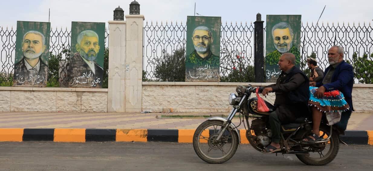 saudi arabia warns it will respond ‘firmly’ to houthi attacks, as oil prices surge