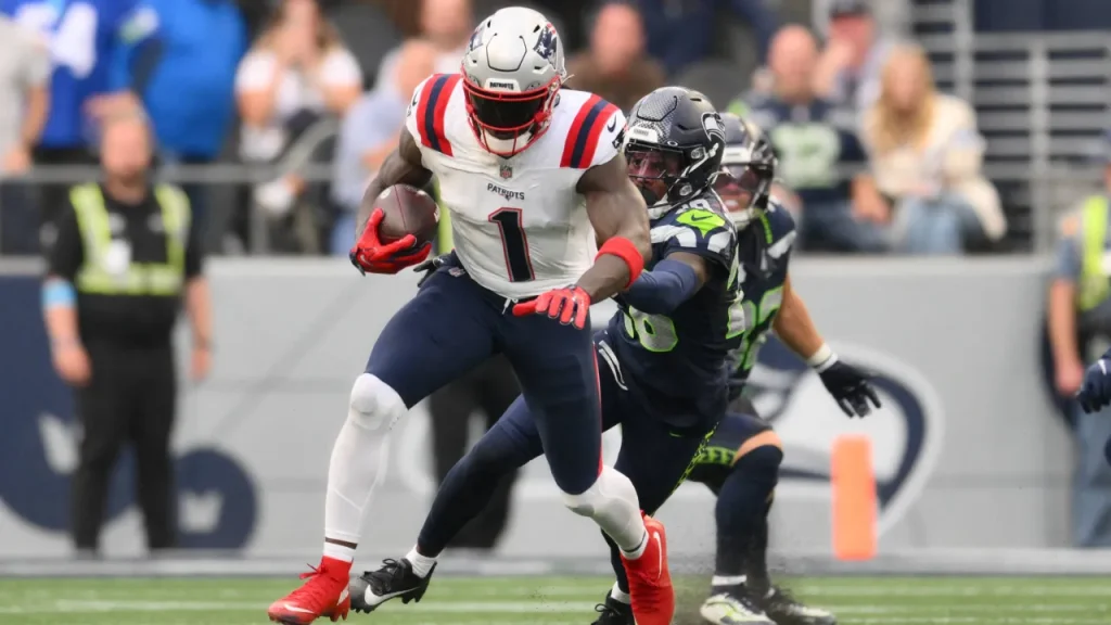 a.j. brown’s injury exposes patriots’ biggest offensive problem in crushing seahawks loss