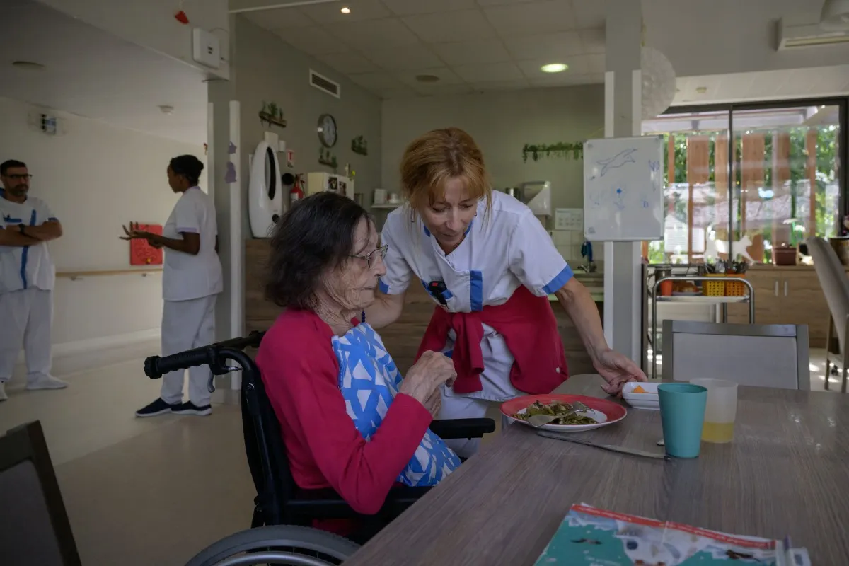 what to know about alzheimer’s diagnoses and treatments in spain