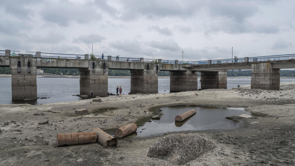 why ukraine’s drained kakhovka dam is strategic for russia
