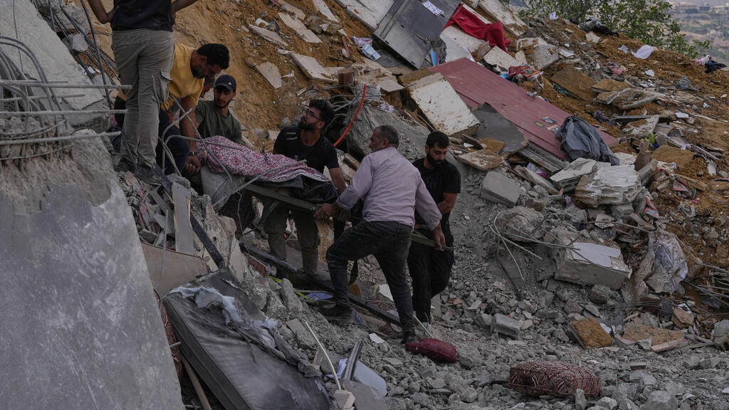 israeli strikes kill four in lebanon after alleged hezbollah drone launch