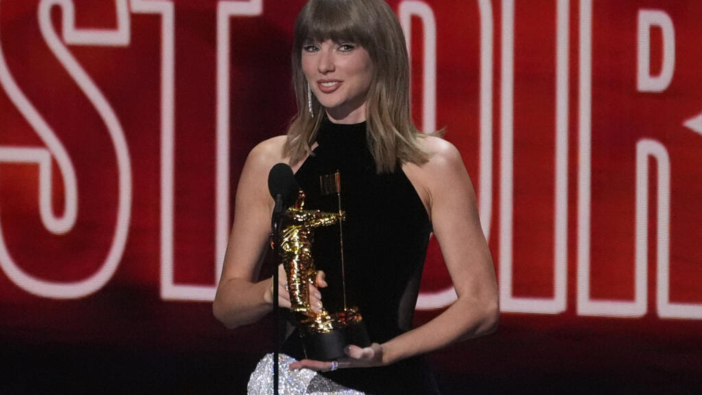 taylor swift becomes most awarded artist in mtv vma history with 31 wins