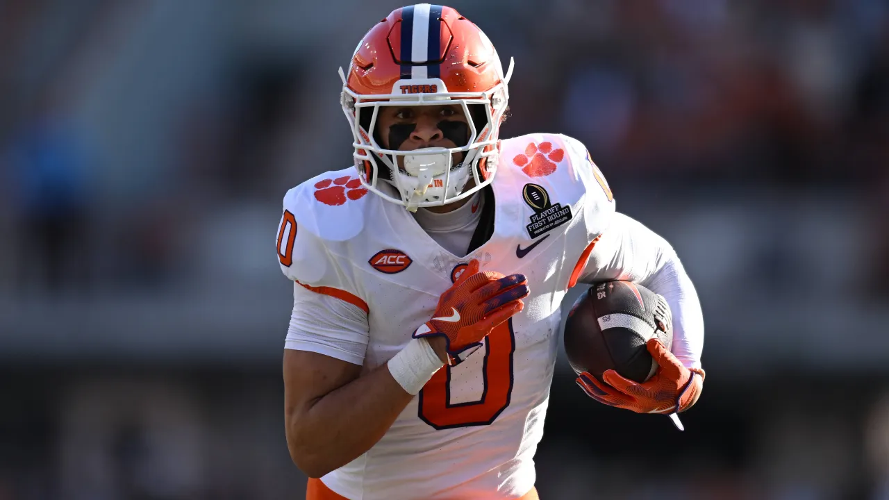 commanders rookie wr's breakout season faces a big stefon diggs problem