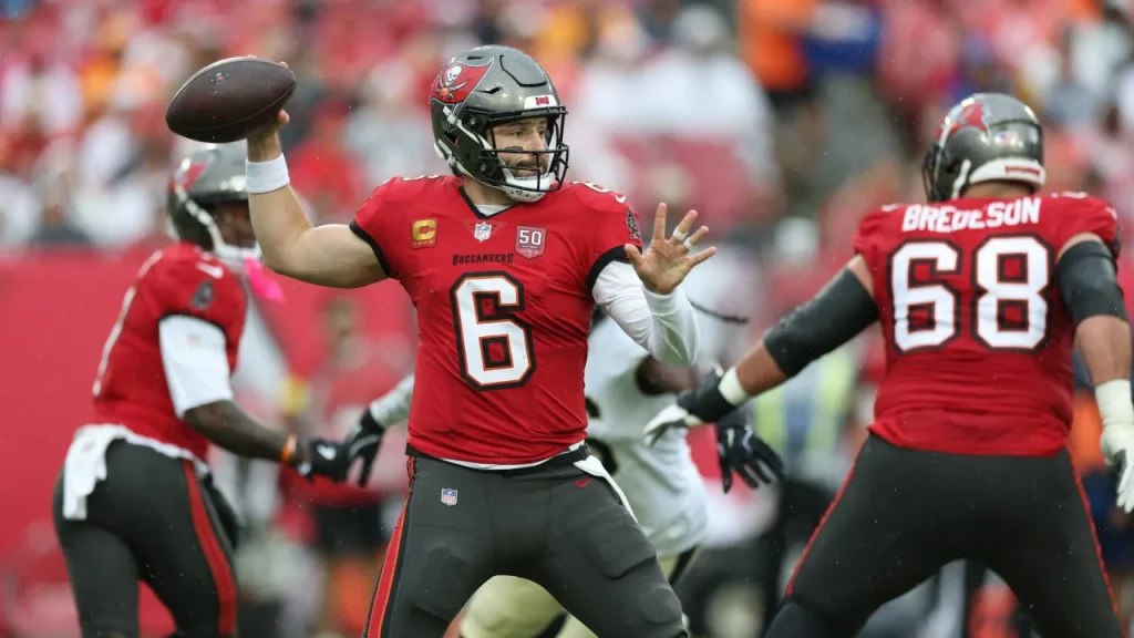 how baker mayfield injury impacts buccaneers offense, qb depth chart