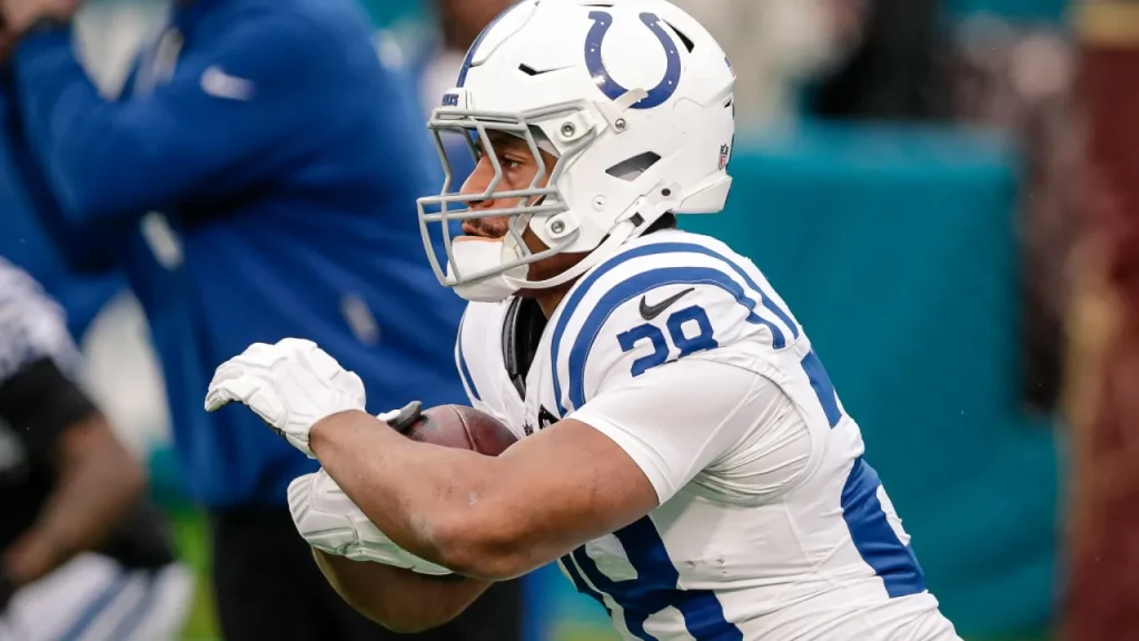 fantasy football rb rankings week 4: who to start, best sleepers, top busts