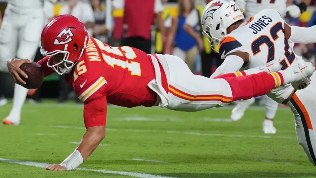 why patrick mahomes' impotent passing stats in win over broncos is great news for chiefs