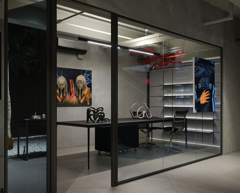 artist and dealer jaqueline cedar’s split level fair bets on a more intimate art market model