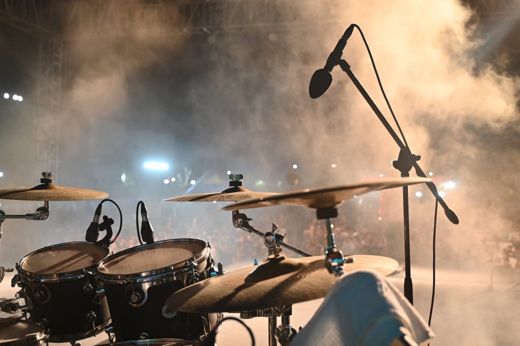 rock star drops ‘cold to the touch’ dead two songs into show. here’s what we know
