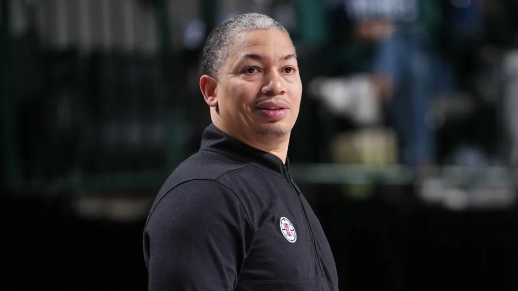 spurs reporter blasts former lakers wing who signed with clippers after nba’s ruling