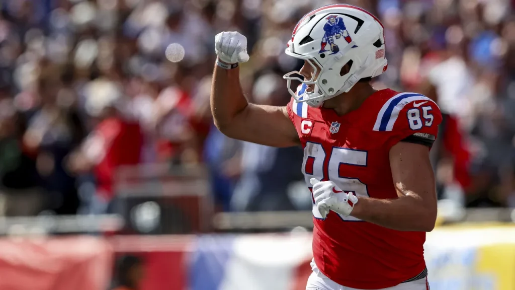 Hunter Henry injury update: Latest news on Patriots TE's status in Week 1 game hunter henry injury update: latest news on patriots te's status in week 1 game
