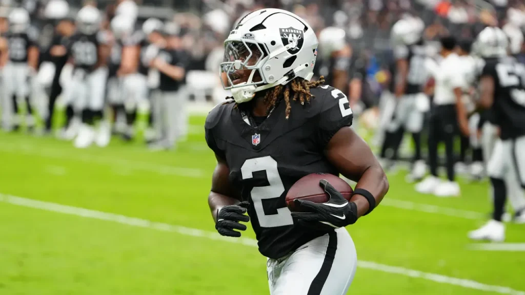 is ashton jeanty playing in week 1 vs. dolphins? final status for raiders rb