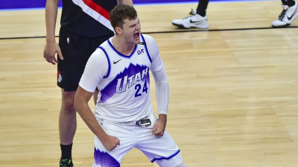lakers avoided $78m potential disaster by 'overpaying' for walker kessler in blockbuster trade