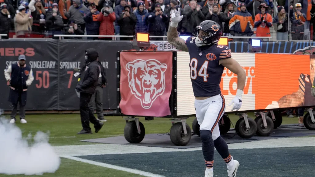 Is Colston Loveland playing today? Why Bears TE is off to slow start vs. Panthers is colston loveland playing today? why bears te is off to slow start vs. panthers