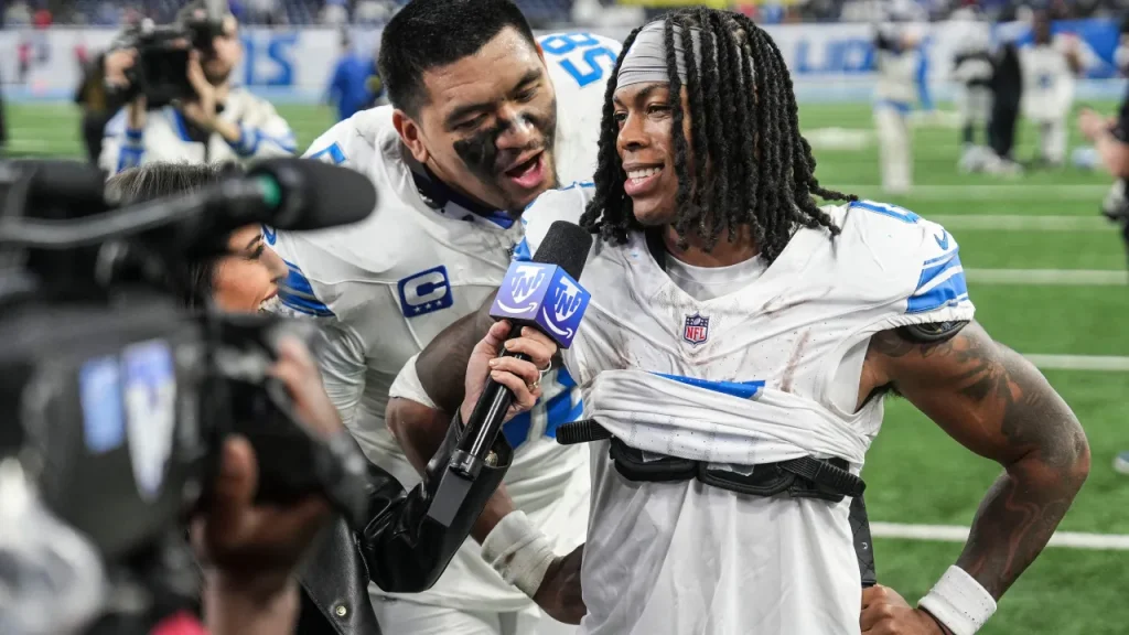 jahmyr gibbs gives lions a week 3 win and puts his name beside barry sanders