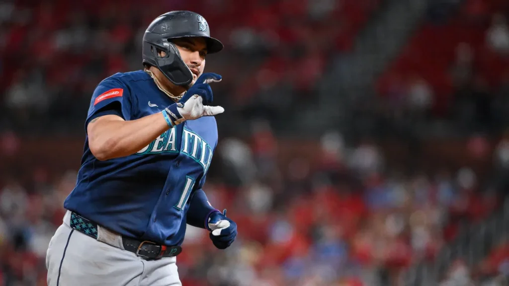 mariners' josh naylor joins hall of famer george sisler with rare mlb history