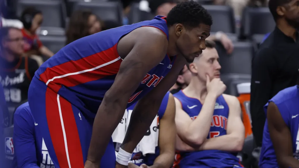 pistons' jalen duren gets $190m eye popping contract offer amid everlasting summer stalemate
