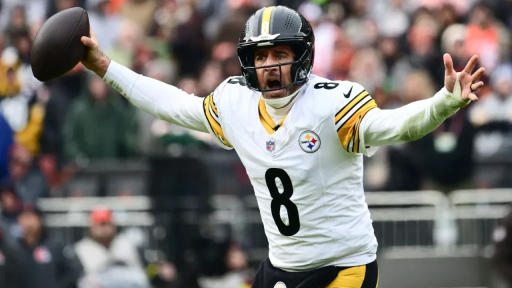 this cartoony patriots steelers sequence that leads to astonishing 4th and 43 is must watch clip