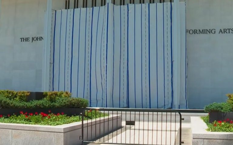 trump threw a crazy tantrum over not being allowed to add his name to kennedy center