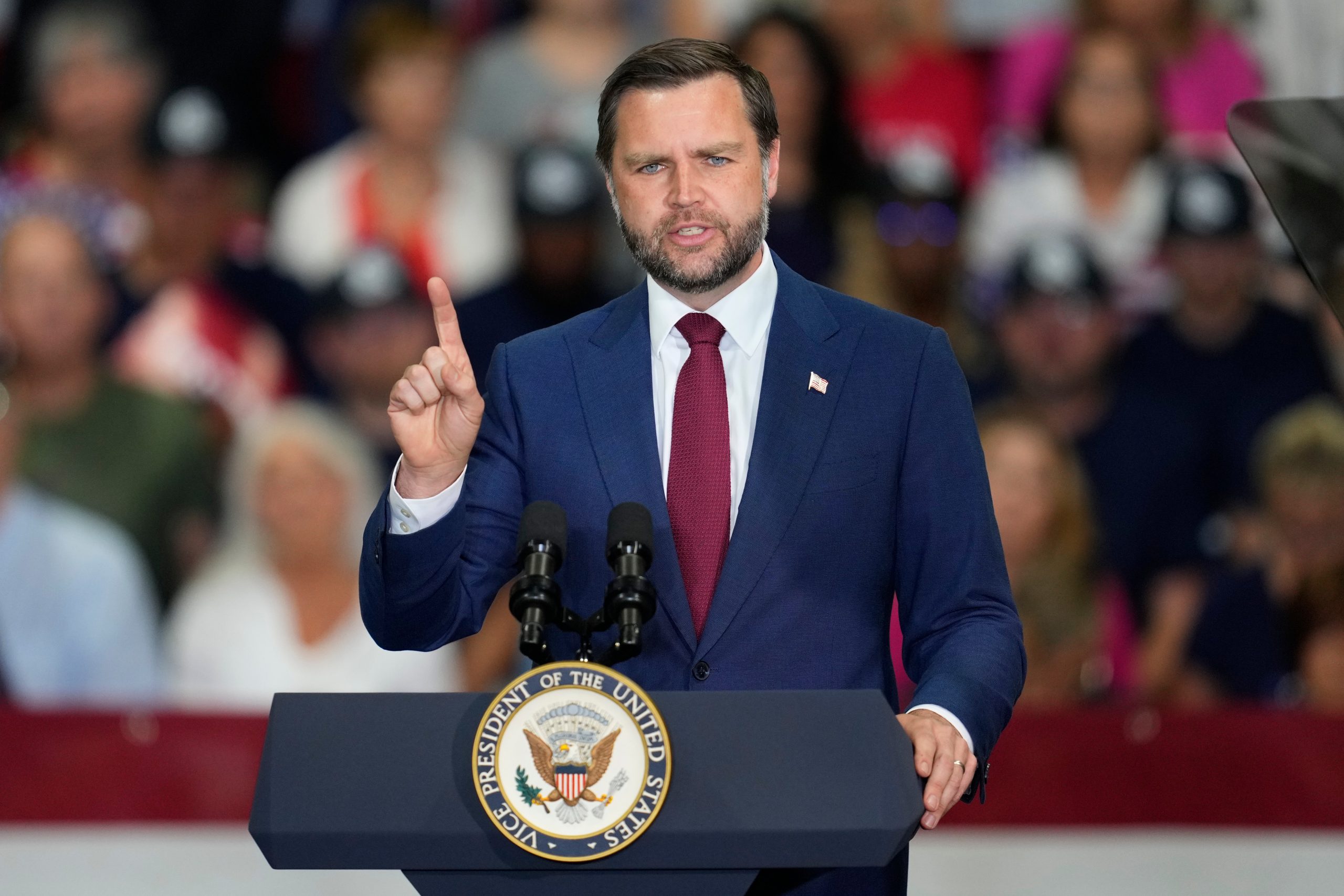 jd vance courts jewish republicans. tucker carlson still looms.