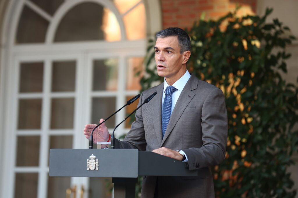 sánchez mocks bezos over spain housing crisis « euro weekly news