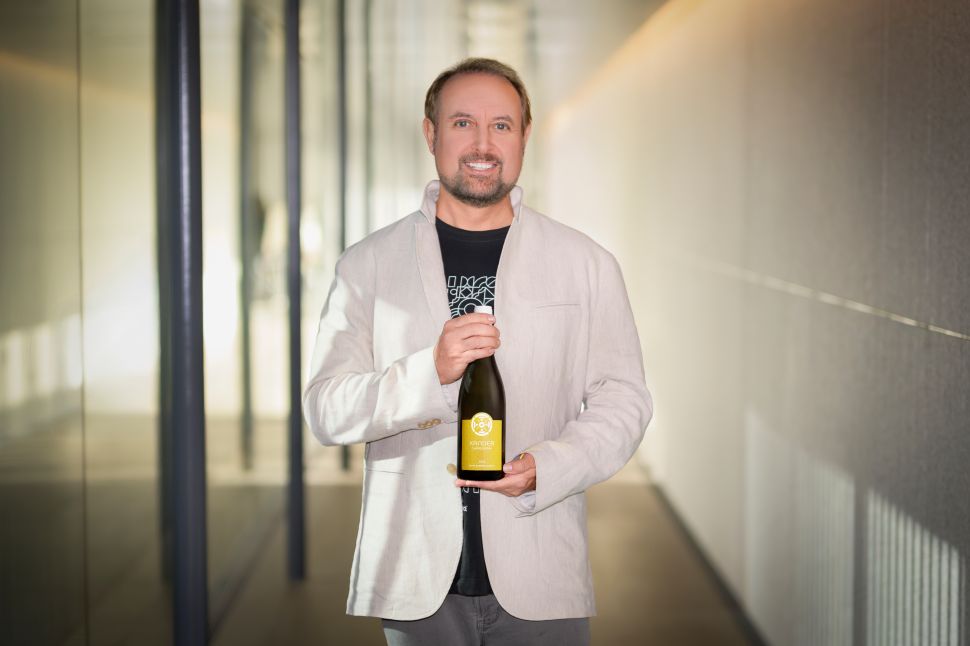 xander soren’s wines make a case for pinot noir with sushi