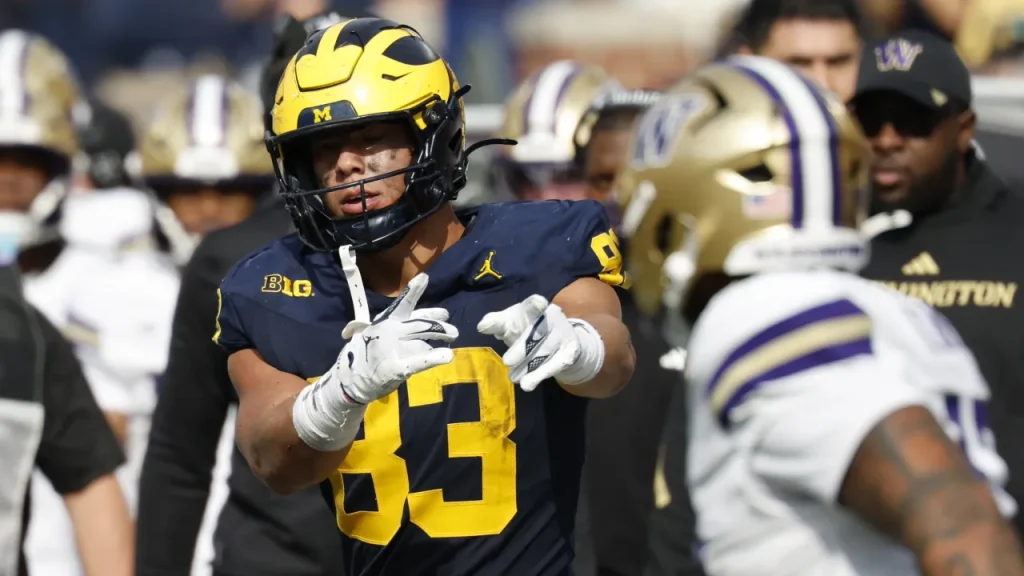 michigan te zack marshall apologizes texts for ripping oc jason beck