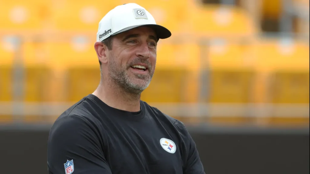 steelers' aaron rodgers may have a hidden advantage against the colts