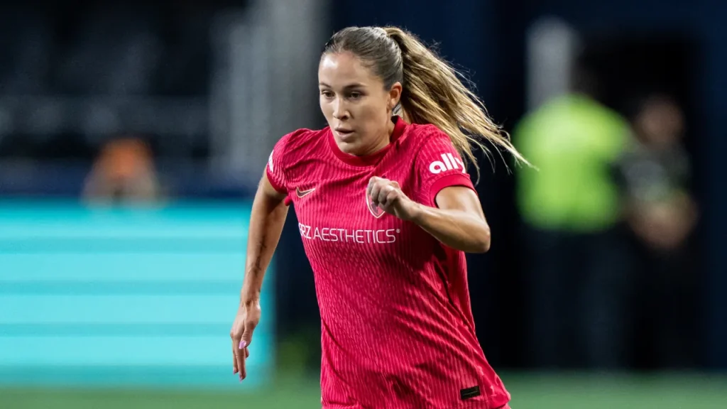 nwsl top scorer ashley sanchez relishing position change as she looks to crack uswnt demands
