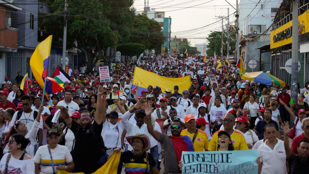 Thousands protest across Colombia against new right-wing president thousands protest across colombia against new right wing president