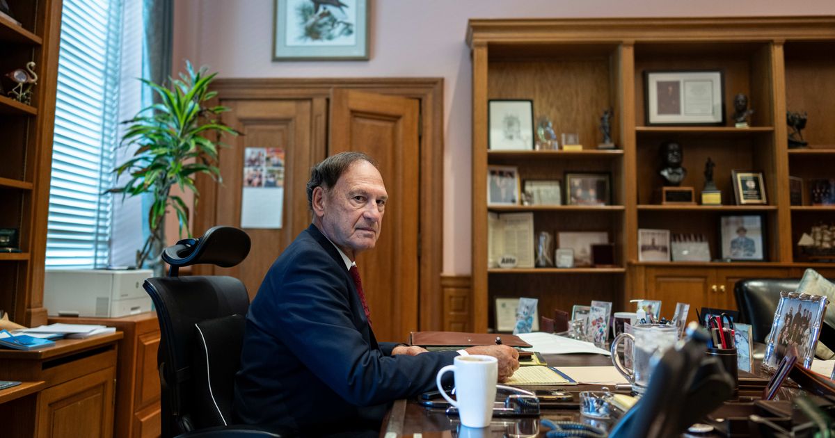 like ruth bader ginsburg, alito is gambling on outliving his critics