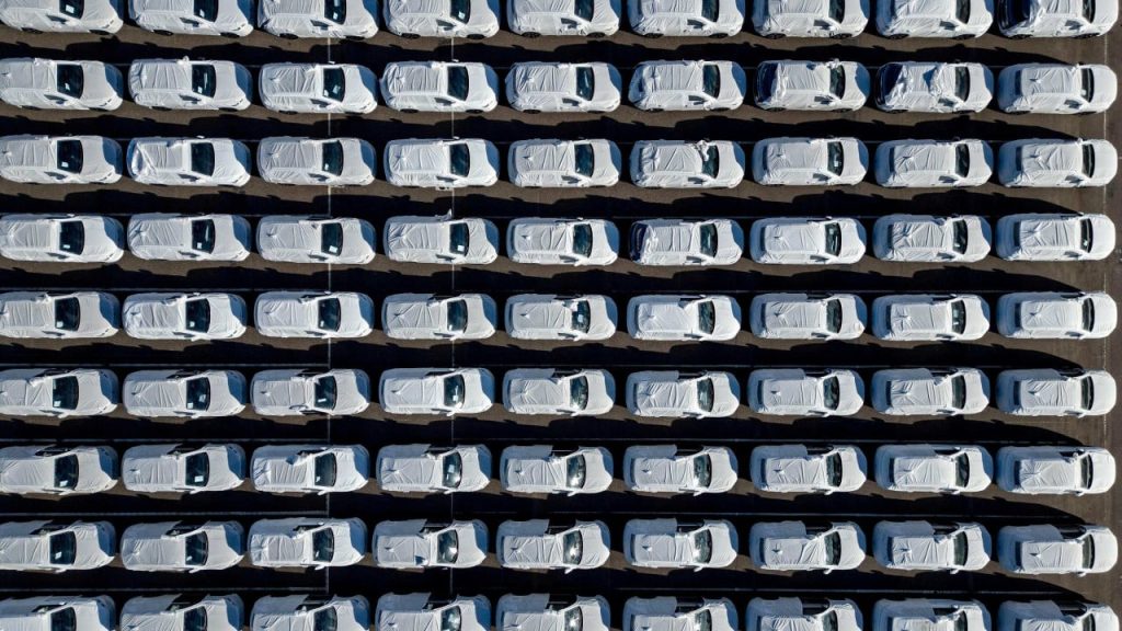 china’s byd considering lithium battery plant in argentina, foreign minister says