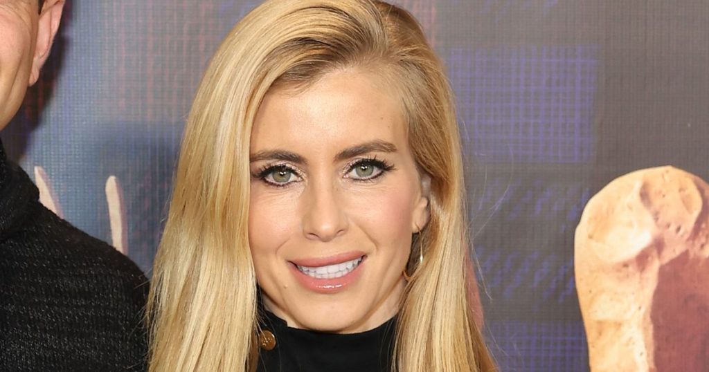 trump’s new press secretary pick is straight out of central casting